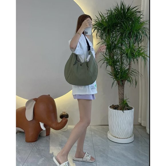 Lululemon Pleated Shoulder Bag 10L Grey Sage - Picture 12 of 12